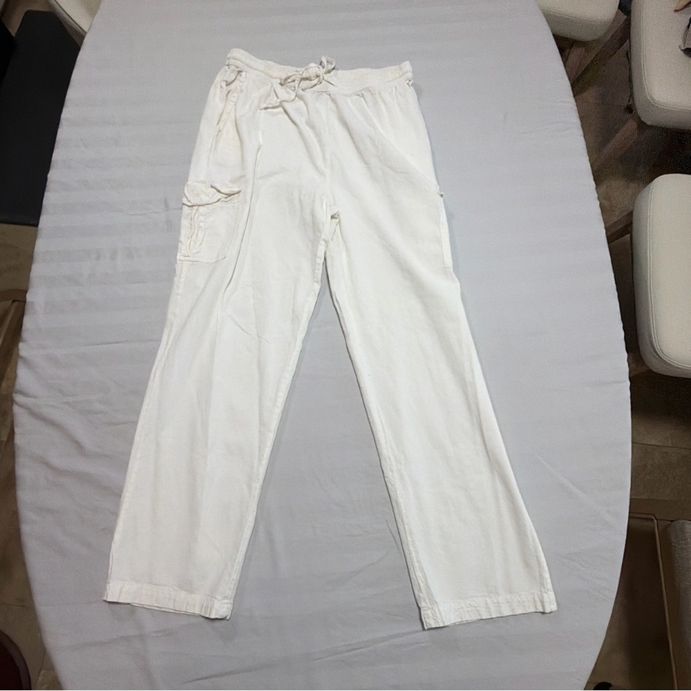 Women's White Straight Leg Pants
